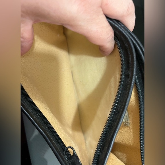LOEWE Solid Leather Logo Cosmetic Bag - Picture 8 of 9